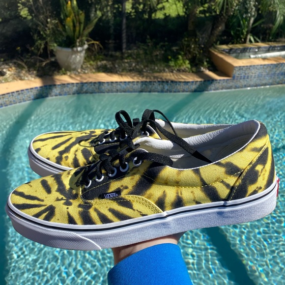vans era tie dye yellow